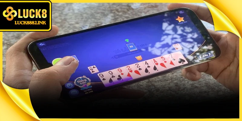 Không gian thi đấu bài Tây trực tuyến mang tới vô số cơ hội săn thưởng khủng